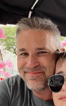 Dixon Mayas, 47, United Kingdom