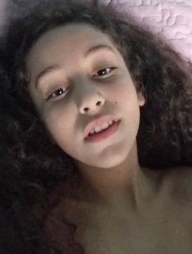 Lucia, 18, Spain