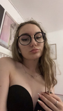 Kate Dennings, 22, United States