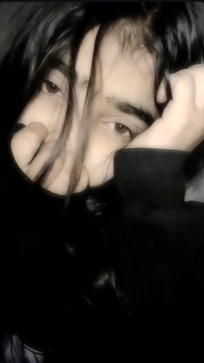 Smmr, 18, India