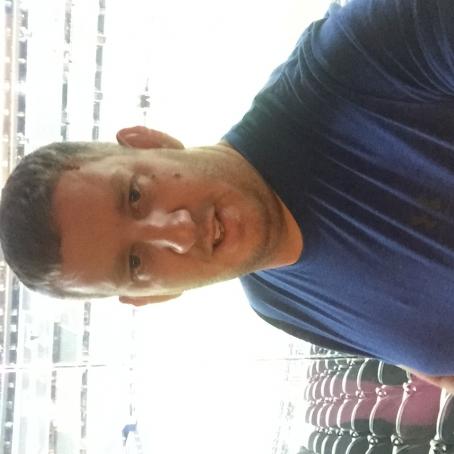 D8lee8, 38, United States
