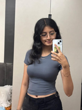 Kashvi, 25, India