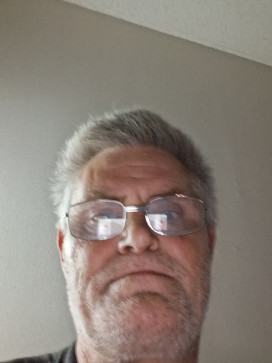 John, 58, United States