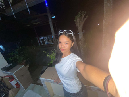 Sweet Capuyan, 18, Philippines