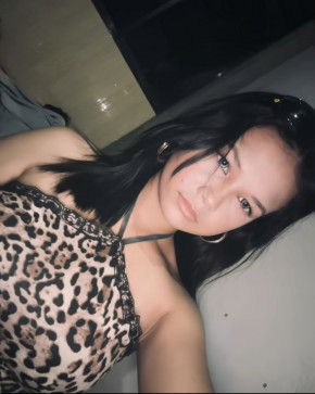Elynee Dlcrz