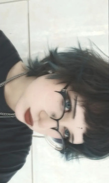T zuzia