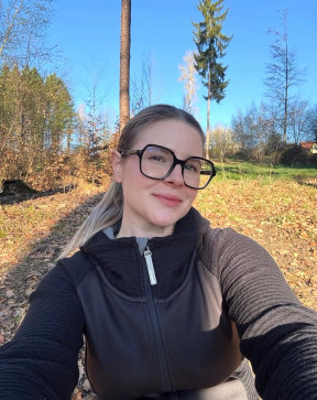 Christabel, 45, United Kingdom