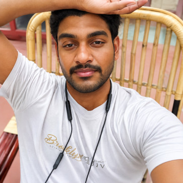 Tamil Love, 28, India