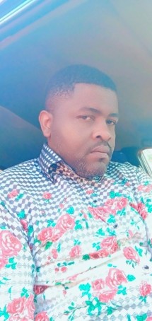 Kodisca, 47, Cameroon