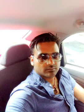 Abhi, 37, India