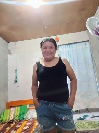 Myla Therese, 42, Philippines