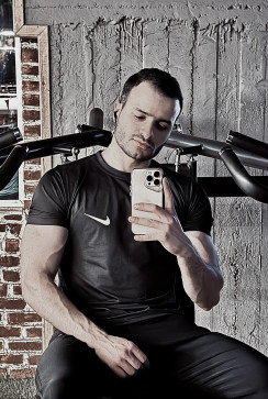 Ayman, 27, Egypt