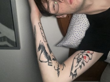 Harvey, 20, United Kingdom
