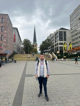 Juli, 32, Albania