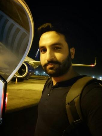 Mahdi, 32, Pakistan