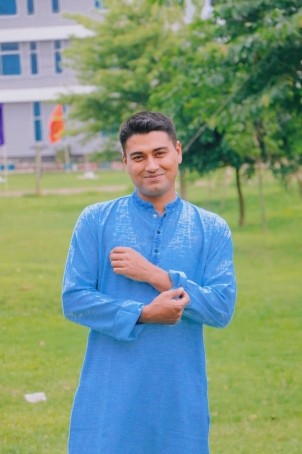 Robin, 30, Bangladesh