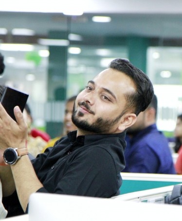 Aditya, 25, Canada