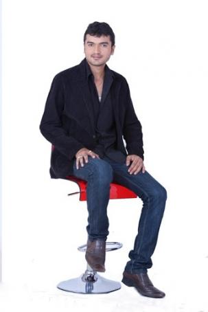 Raj Verma, 39, India