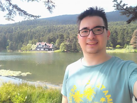 Omer, 25, Turkey