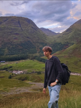 Uhh, 20, United Kingdom