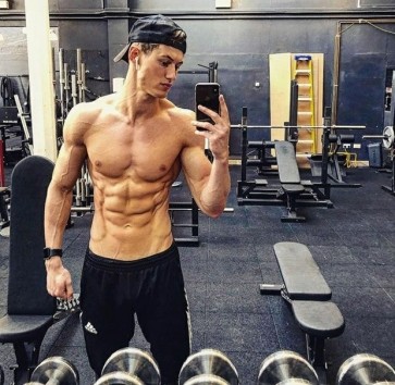 Jonny Pollok, 28, Switzerland