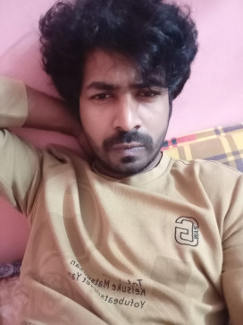 Soisob , 27, Bangladesh