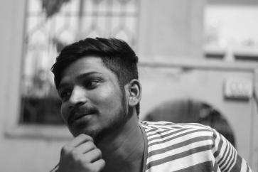 Vicky, 20, India