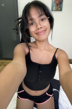 Som, 22, United States