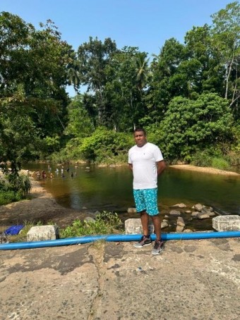 Lasa, 35, Sri Lanka