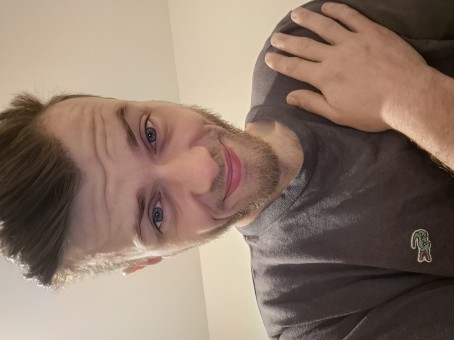 T, 31, United Kingdom