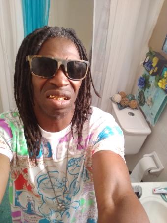 Lenard Holmes, 18, United States