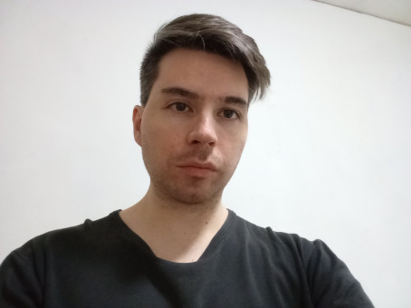 Daniel , 28