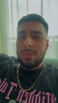 Luvrboy49, 21, United States