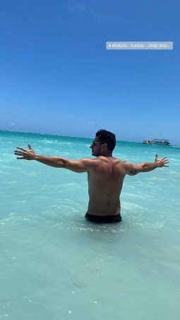 TurkishDelight, 32, Turkey