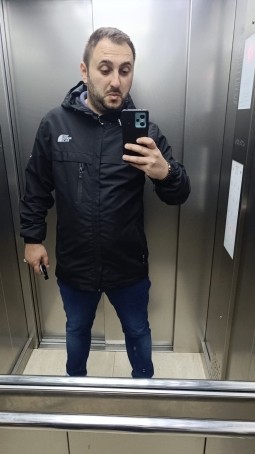 Bogdan27, 32, Romania