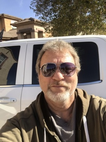 Dean, 62, United States
