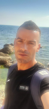 Yacine, 35, Morocco