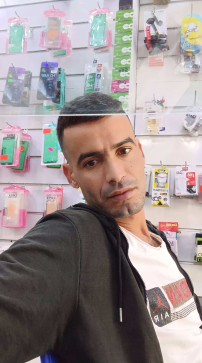 Yacine, 31, Algeria