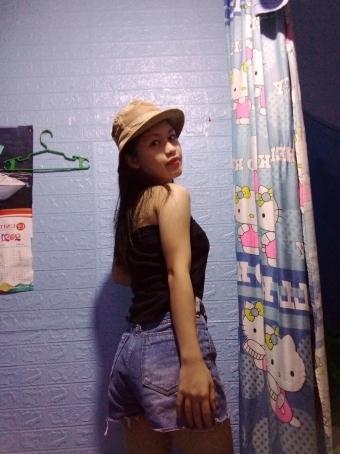 Chemae, 20, Philippines