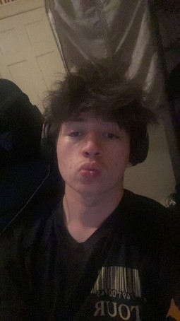 Justin, 19, United States