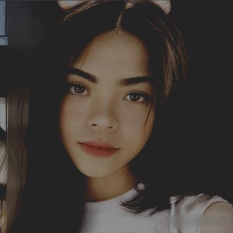 Ey, 20, Philippines