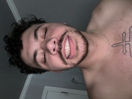 Erick, 23, Uruguay