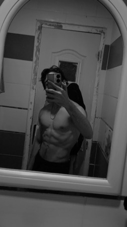 Zedk, 21, United States