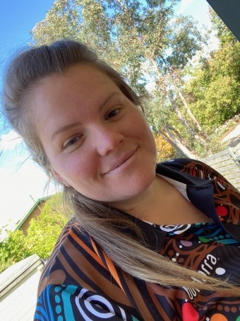 Lisa, 24, Australia
