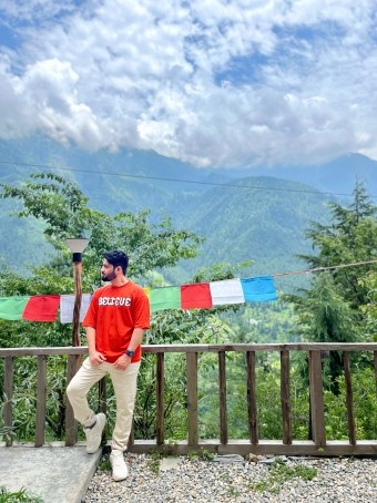 RHn, 27, Netherlands