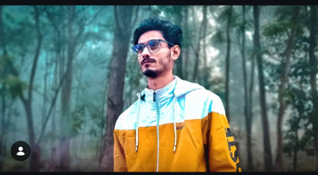 Omm24, 27, India