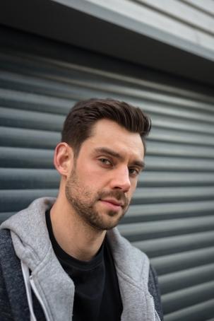 Stranger, 25, Greece