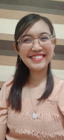 Chii, 28, Philippines