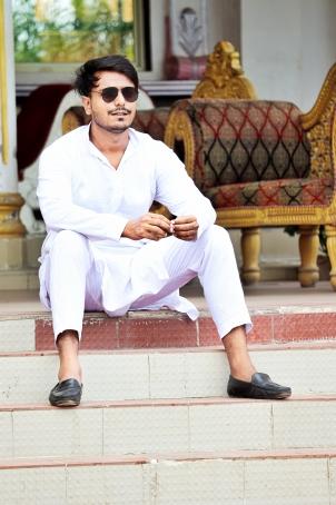 Adeeb Zaidi, 25, India
