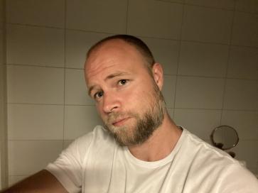 Fredrik, 35, Sweden